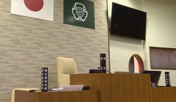 信頼揺らぐ地方議会 パワハラ議長に不信任 無投票当選議員の辞職勧告 町を二分した選挙での「影武者」疑惑まで〈宮城発〉