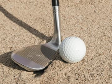 バンカーの打ち方を基礎から解説！苦手な人のための改善ポイント