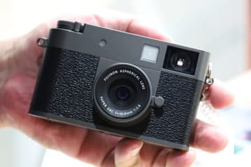 「FUJIFILM X half」がアップデート！ チェキプリント対応や操作性・不具合改善など