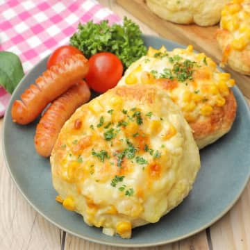 【ホットケーキミックスでパンが作れる】こねない・発酵なし！朝ごはん向き簡単パンレシピ4選