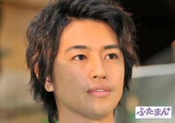 「シミにシワ…本当に本人!?」特殊メイクで老人役を見事に演じた「イケメン俳優」