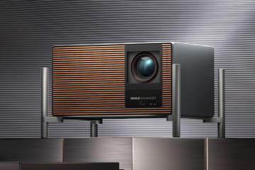 XGIMIからプロ仕様の4Kスマートプロジェクタ「TITAN Noir Max」