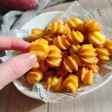 【さつまいもはこうやって食べて】正直、焼き芋よりいいかも…！簡単ひとくちチュロスがホクうまで止まらない