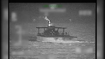 ロシア船籍のタンカー拿捕、米海軍特殊部隊シールズが作戦を支援