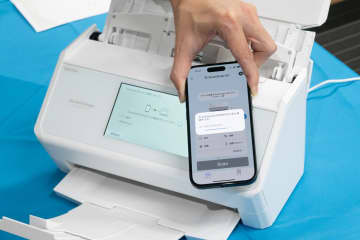 ScanSnap iX2500が進化、スマホを近づけて「自分専用」に。新機能ScanSnap Go提供開始