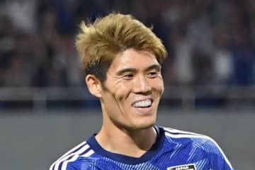 アヤックス冨安健洋　１月中に復帰へ「Ｗ杯に間に合うかな」「ＳＢ起用はやめてほしい」