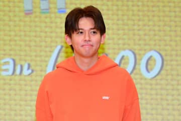 WEST.小瀧望、保育士役に手応え「向いているのかな？」　志田未来が“モテモテぶり”暴露「女子から大人気」