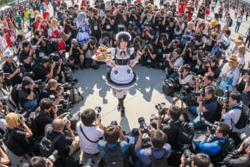 コミックマーケットで記者が覚えた過去にない「違和感」　一部の人気コスプレイヤーが姿を消し…