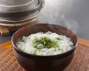 【七草粥】七草が揃わなくてもOK！1月7日は七草の日、胃腸をいたわるやさしいお粥を