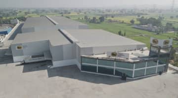 製造需要が急増するインドで、ヤマトグループとして海外最大のロジスティクスセンターを開設