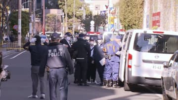 【速報】住宅内で血だらけの男性遺体発見…住民の知人訪問も応答無くテレビの音だけ　東京・大田区