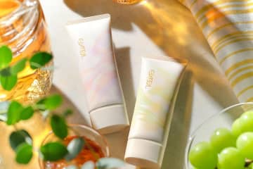 エクセル2026年春コスメ”紅茶の香り”の美容液UV、柑橘系アールグレイor上品カモミールティー