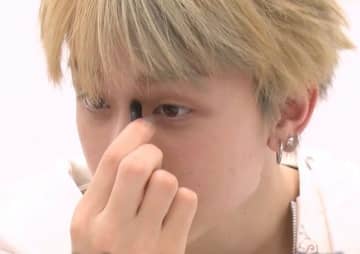 「かっこよ」「まじで似合う！」もんた、“爆モテ警察官”に大変身！コスプレ姿に称賛の声続々