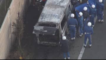 九州自動車道下りで車炎上「人が乗っていてぐったり」運転席に1人取り残される　一部区間で通行止め　福岡・久留米市