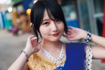 人気YouTuber美女、写真集“未公開フォト”　若手女優の水着グラビアも！