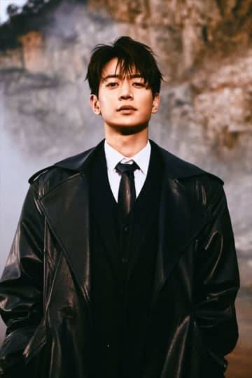 SHINee MINHO、3年9カ月ぶりの日本ソロ曲「Sunkissed」「Flawless」リリース　横浜BUNTAI公演で初披露