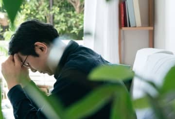 「母さんは今、幸せにやってる」夫の何気ない一言が妻を追い詰めた…息子が明かした“円満に見えた家庭”の真実