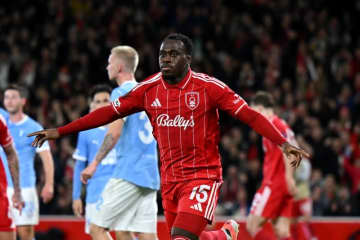 堂安律所属のフランクフルト、小杉啓太らに続き今冬6人目の新戦力獲得！　パリ五輪の仏代表FWがレンタル加入