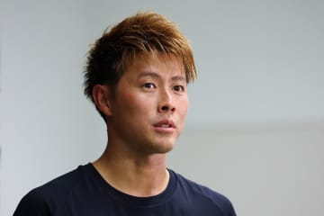 国歌斉唱中に「ガムを噛む、ヘラヘラしている」日本代表へ柿谷曜一朗氏が「それはあり得ない」とゲキ│7人制サッカー キングスW杯