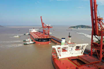 寧波舟山港、世界初の年間取扱貨物量14億トンの港湾に―中国