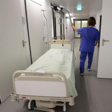 アメリカ人男性、手術から目覚めてスペイン語ペラペラに