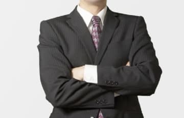 新年会で「呪われているんじゃないの？」転職歴を話しただけで上司が暴言…年収850万円の40代男性が味わった屈辱