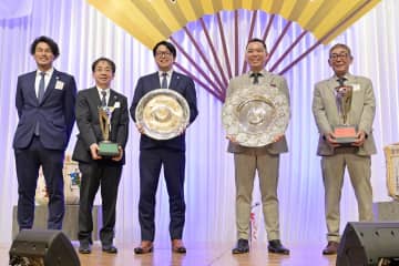 茨城県内各界代表、飛躍誓う　水戸で千鳥会