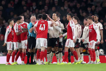 首位アーセナルと復調リヴァプールの一戦は互いに譲らず…プレミア屈指の“強豪対決”はスコアレスドロー