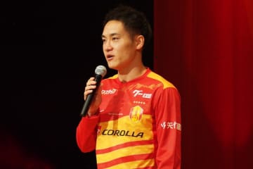 2位から16位へ電撃移籍「何ももたらせてない」　10年ぶり復帰で恩返しへ…先輩から届いた”ラブコール”で決断