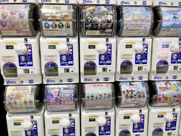 コンプしたくなる可愛さ！【ガチャ】バッグに付けられる♡「新作サンリオアイテム」