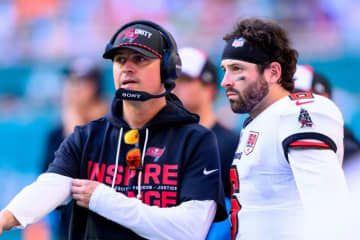 バッカニアーズがグリザードOCを含む複数のコーチを解任