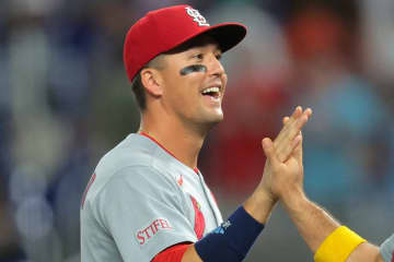 ヌートバー、年俸8.4億円に決定…球団発表　3.8億円増、昨年は年俸調停で“勝利”