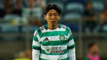 「なぜこれほど短い起用でクラブを去ったのか」1試合出場で放出の日本人DFに、現地メディアは困惑