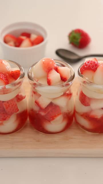 少ない材料で簡単！もっちもち「いちごと白玉パフェ」レシピ