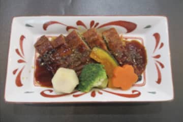 JAL、名古屋/中部発便の機内食で浜松フードを提供中　浜名湖うなぎ・五味八珍など、2月まで