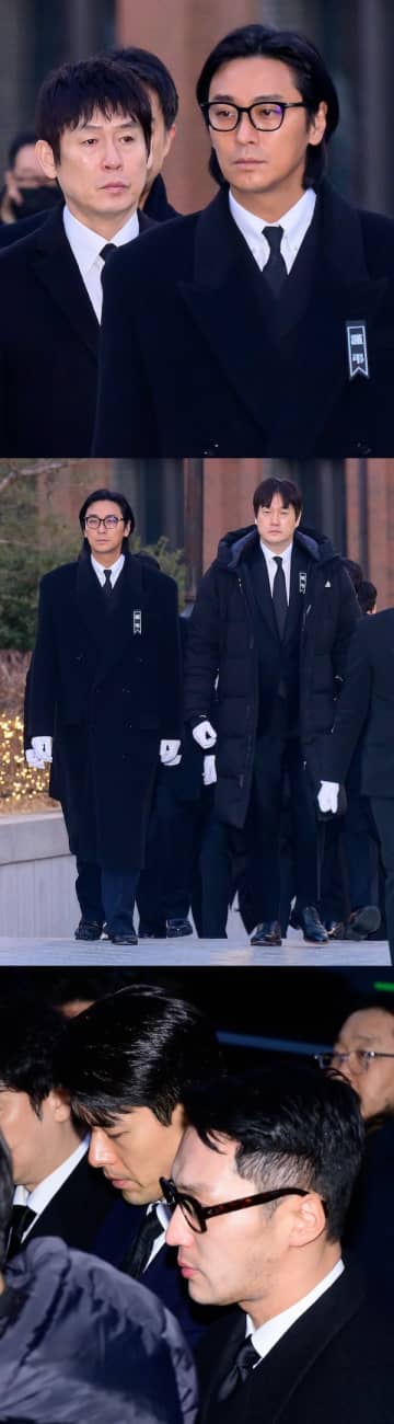 ヒョンビン、チュ・ジフンらがお見送り。故アン・ソンギさん告別式の様子【PHOTO】