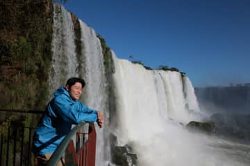『世界遺産』鈴木亮平が憧れの南米・イグアスへ「この迫力、この躍動感は世界のどこにもありません」