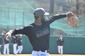 ロッテ、アセベドと育成再契約「一軍で活躍することを目指しているよ」