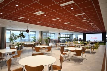 キリングループ本社をリニューアル、従業員の健康促進と交流・共創を強化