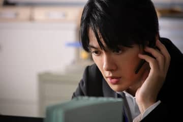 佐野勇斗、国税局の異端児として登場　ネット「賢いオーラ出てるなぁ」「かっこよすぎて滅」