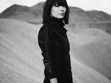 アリス＝紗良・オット、ヨハンソン作品をソロ・ピアノ録音した新作リリース決定