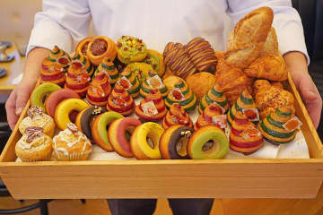 コスパ最強！３０００円台でパン＆デザート食べ放題、大阪のホテルランチ