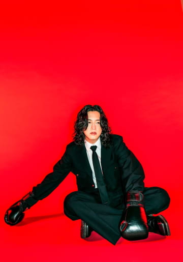 キタニタツヤ、フィーチャリングにBABYMETALを迎えたTVアニメ『地獄楽』第二期OPテーマ「かすかなはな」配信リリース決定＆ジャケ写解禁