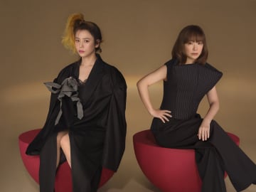 Chara+YUKI、2020年以来の新曲「背中にリボン」リリース　2公演限定のスペシャルライブ開催も