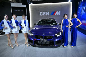 BMW、Mパフォーマンスパーツをフル装備した「M2 CS」公開 「M2史上最強・最速のモデル」