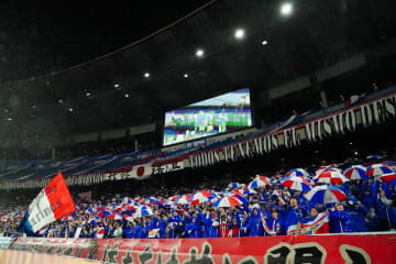 中国リーグが移籍市場で積極的に動き出す。横浜FMの22歳トーゴ代表ボランチ、超級リーグ3連覇の上海海港へ買い取りオプション付きでレンタル