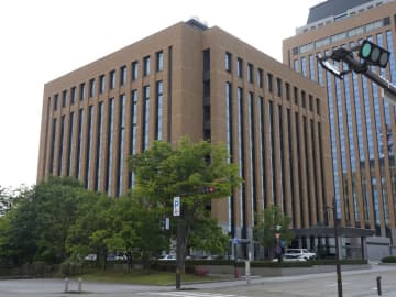 石川の海岸に男性遺体　ハングルの硬貨所持