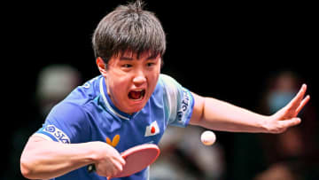 【卓球】張本智和が中国選手に連勝しベスト8進出　連続ポイント奪われた後の怒とうの攻めで勝ち上がる
