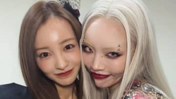 「嘘でしょ！？」板野友美 “元ご近所さん”ちゃんみなとの変顔や顔寄せ合う超密着ショットなど披露！レアな2ショットに「どの世界線ですか」などとファン大歓喜