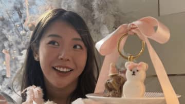 吉田優利、年末年始のオフを満喫　家族ゴルフ＆アイスホッケー観戦で笑顔見せる